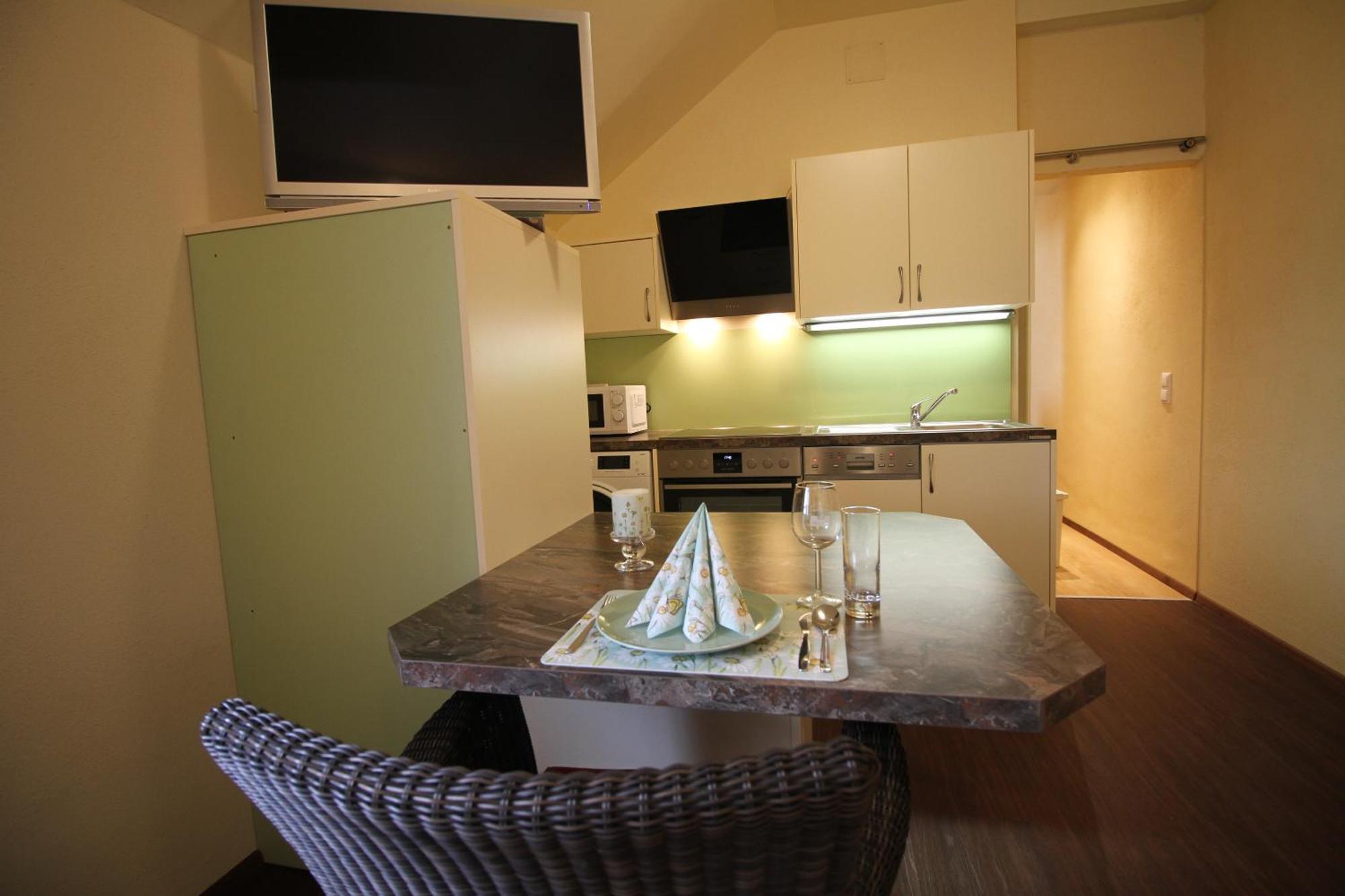 Rosenhotel - Serviced Apartments Zwentendorf Dış mekan fotoğraf