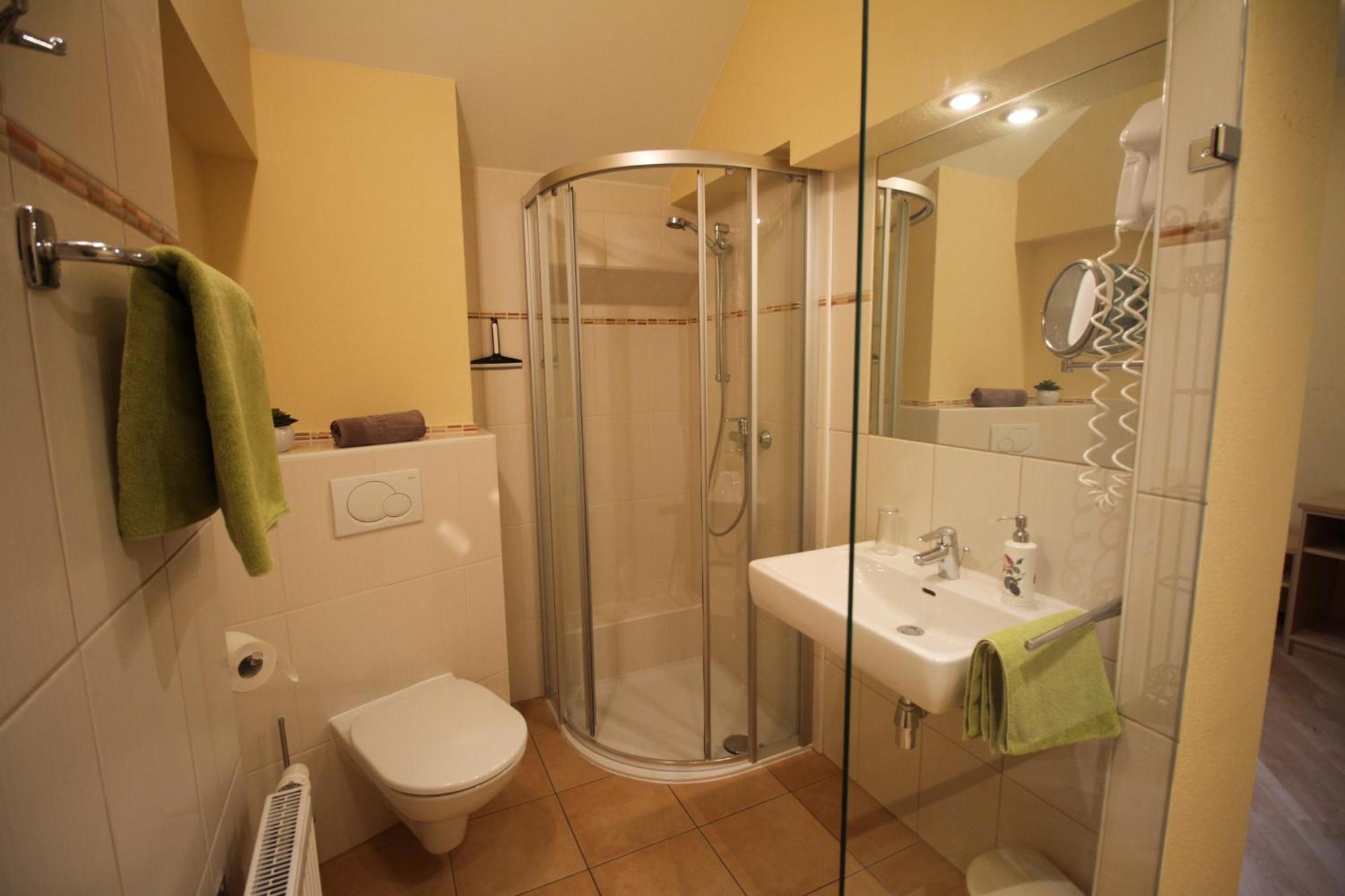 Rosenhotel - Serviced Apartments Zwentendorf Dış mekan fotoğraf